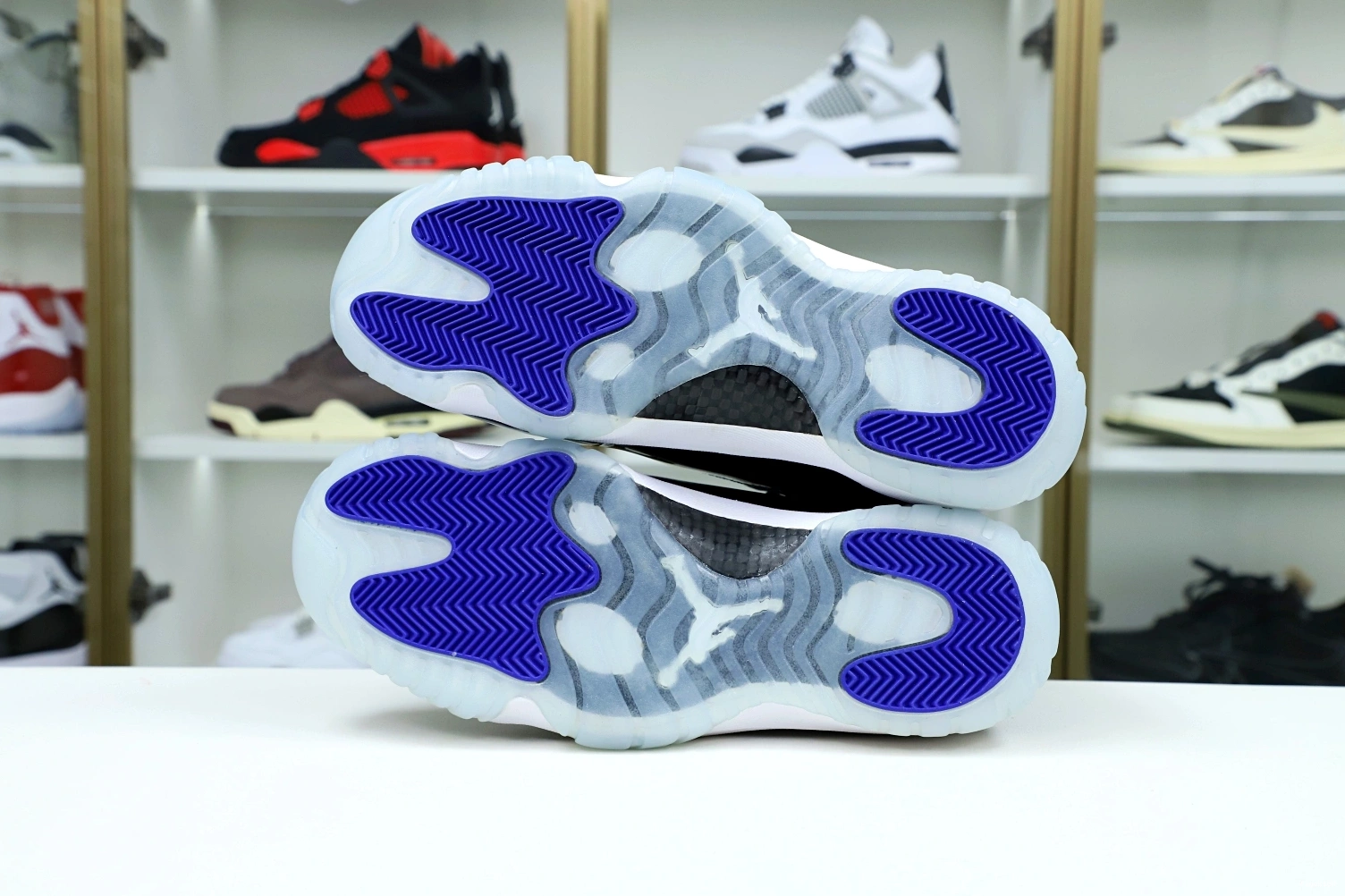 JORDAN AIR 11 NIKE 0717